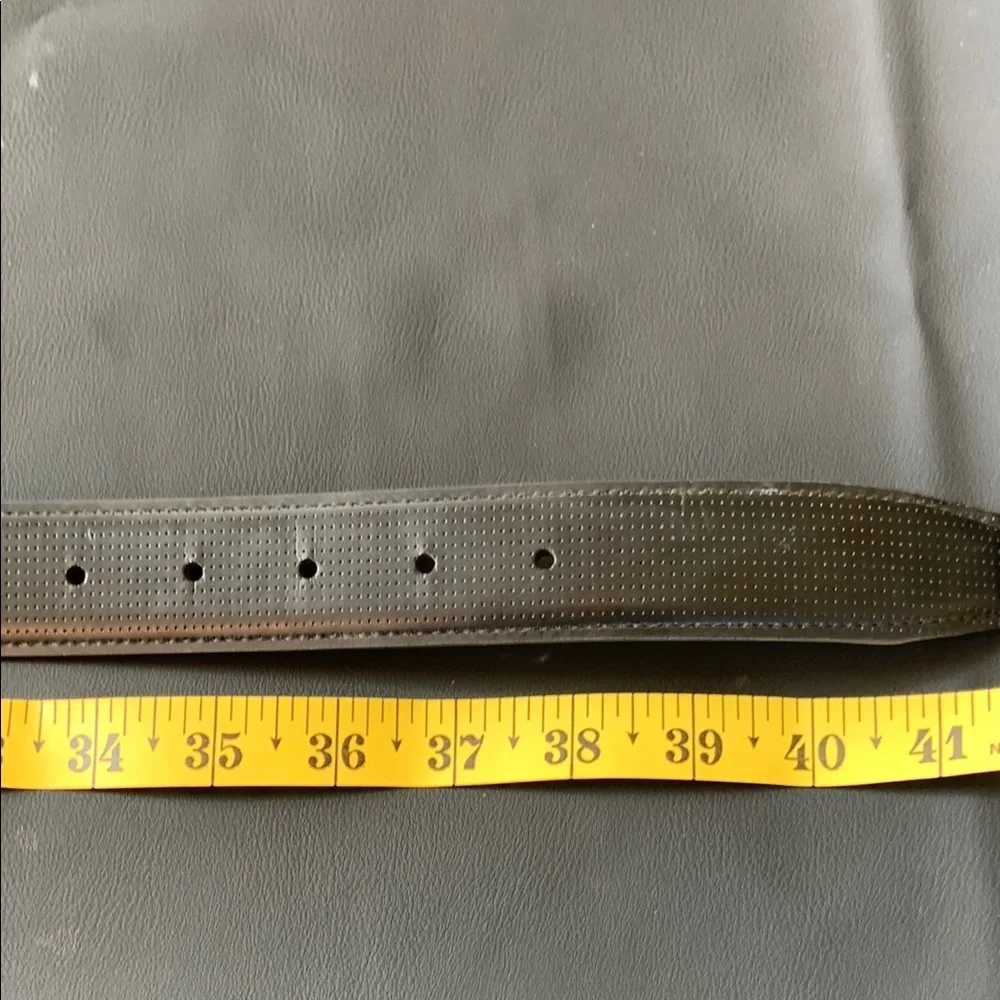 SwissGear Men’s Black Brown Reversible Belt Silver Buckle